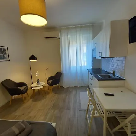 The Comfy Studio Piazza Insubria Milano Esterno foto